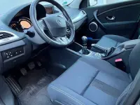 Gebraucht Renault Mégane GrandTour 131 PS (96 kW) 2011 Grau Kombi