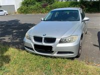 Gebraucht BMW 320 150 PS (110 kW) 2006 Silber Limousine