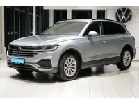 Gebraucht VW Touareg Basis 231 PS (169 kW) 2025 Silber SUV