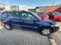 Gebraucht Renault Mégane II Avantage 111 PS (81 kW) 2006 Blau Limousine