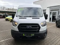 Gebraucht Ford Transit Trend 131 PS (96 kW) 2023 Frostweiß Van