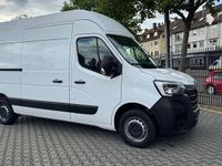 Second-hand Renault Master 179 CP (131 kW) 2021 Alb Monovolum
