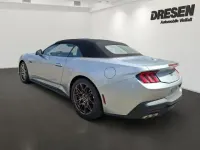 Neu Ford Mustang Convertible 446 PS (328 kW) 2026 Silber Cabrio