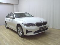 Gebraucht BMW 320e Advantage 204 PS (150 kW) 2021 Weiss Kombi
