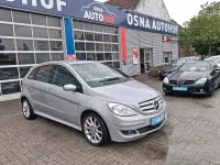 Gebraucht Mercedes B200 140 PS (102 kW) 2006 Silber Van / Kleinbus