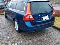 Gebraucht Volvo V70 Ocean Race 215 PS (158 kW) 2012 Blau Kombi