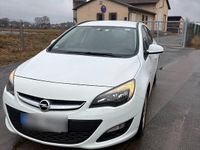 Gebraucht Opel Astra 165 PS (121 kW) 2015 Weiß Kombi