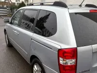 Gebraucht Kia Carnival LX 185 PS (136 kW) 2009 Silber Van / Kleinbus