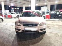 Gebraucht Ford Focus 100 PS (73 kW) 2008 Silber Kombi