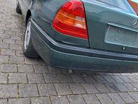 Brugt Mercedes C200 75 HK (55 kW) 1994 Grøn Sedan