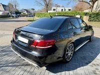 Gebraucht Mercedes E300 AMG 231 PS (169 kW) 2015 Schwarz Limousine