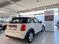 Second-hand Mini ONE 75 CP (55 kW) 2017 Alb Hatchback