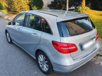Gebraucht Mercedes B180 122 PS (89 kW) 2014 Silber Kleinwagen