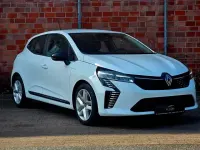 Używany Renault Clio V Evolution 67 KM (49 kW) 2023 Biały Sedan/Limuzyna