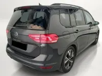 Gebraucht VW Touran 150 PS (110 kW) 2024 Grau Van / Kleinbus