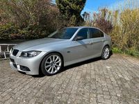 Gebraucht BMW 330 231 PS (169 kW) 2007 Silber Limousine