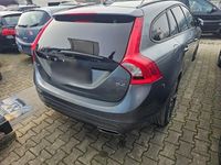 Gebraucht Volvo V60 181 PS (133 kW) 2016 Andere farben Kombi