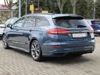 Gebraucht Ford Mondeo 150 PS (110 kW) 2019 Blau Kombi