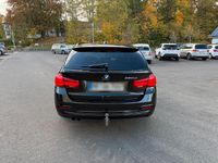 Gebraucht BMW 320 Sport Line 190 PS (139 kW) 2017 Schwarz Kombi