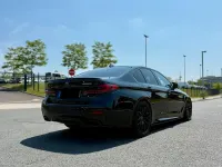 Używany BMW M550 Performance 530 KM (389 kW) 2021 Czarny Sedan/Limuzyna