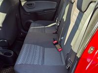 Gebraucht Toyota Yaris 99 PS (72 kW) 2016 Rot Kleinwagen