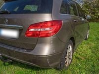 Second-hand Mercedes B180 122 CP (89 kW) 2012 Gri Monovolum