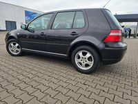 Gebraucht VW Golf IV 75 PS (55 kW) 2002 Schwarz Limousine