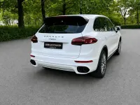 Gebraucht Porsche Cayenne 250 PS (183 kW) 2016 Weiß SUV