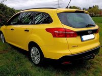 Gebraucht Ford Focus 120 PS (88 kW) 2018 Gelb Kombi