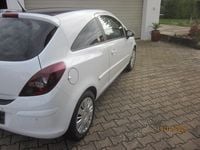 Second-hand Opel Corsa 87 CP (63 kW) 2011 Alb Hatchback
