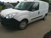 Gebraucht Opel Combo Edition 105 PS (77 kW) 2018 Weiß Van / Kleinbus