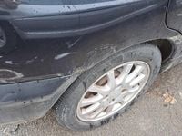 Gebraucht Mitsubishi Space Star 122 PS (89 kW) 2002 Schwarz Van / Kleinbus