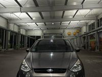 Gebraucht Ford S-MAX Titanium 200 PS (147 kW) 2012 Braun Van / Kleinbus