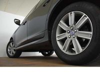 gebraucht Volvo XC60 Kinetic 2WD Klima Navi Leder Panoramadach