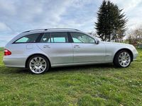 Gebraucht Mercedes E280 190 PS (139 kW) 2006 Silber Kombi