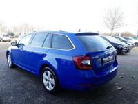 Gebraucht Skoda Octavia Style 150 PS (110 kW) 2020 Blau Kombi