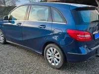 Gebraucht Mercedes B180 122 PS (89 kW) 2012 Blau Kleinwagen