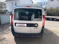 Gebraucht Fiat Doblò 101 PS (74 kW) 2017 Colore esterno (hellgrau) Van / Kleinbus
