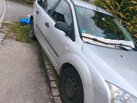 Second-hand Ford Focus 101 CP (74 kW) 2005 Argintiu Break