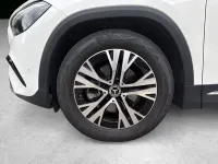 Gebraucht Mercedes GLA180 Advanced Plus 136 PS (100 kW) 2025 Weiß SUV