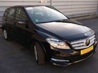 gebraucht Mercedes B200 NGD B -Klasse (BM 242)+Aut+Navi+SHZ+PDC+AHK+Temp