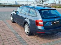 Second-hand Skoda Octavia Ambition 150 CP (110 kW) 2020 Gri Break