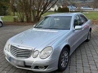 Gebraucht Mercedes E280 224 PS (164 kW) 2009 Silber Limousine