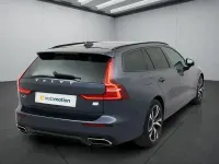 Gebraucht Volvo V60 341 PS (250 kW) 2021 Blau Kombi