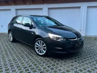 Gebraucht Opel Astra 140 PS (102 kW) 2015 Grau Kombi