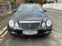 Gebraucht Mercedes E220 170 PS (125 kW) 2006 Schwarz Limousine