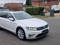 Gebraucht VW Passat Highline 156 PS (114 kW) 2016 Weiß Kombi