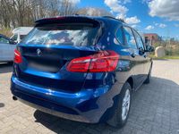 Gebraucht BMW 216 Advantage 102 PS (75 kW) 2018 Blau Kombi