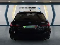 Gebraucht BMW 320 M Sport 163 PS (119 kW) 2023 Black sapphire metallic Kombi