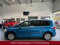 Gebraucht VW Touran Comfortline 150 PS (110 kW) 2019 Blau Van / Kleinbus